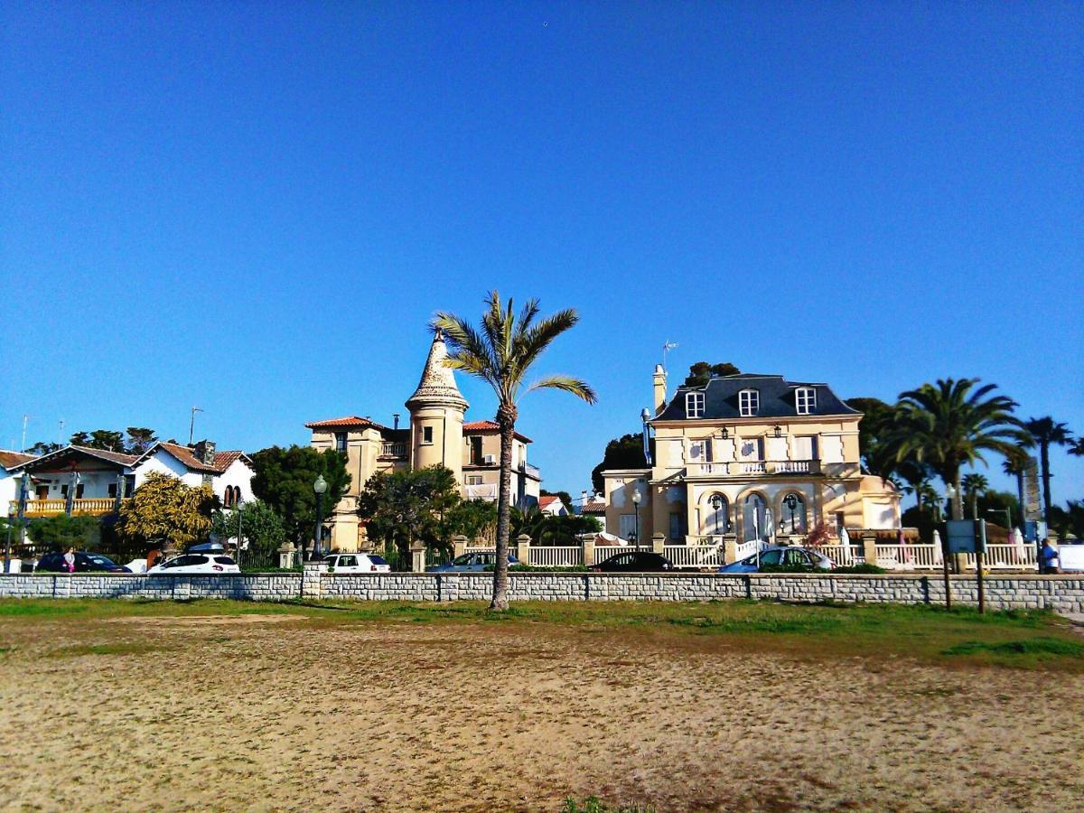 Coma-Ruga Beach Apartment Tarragona Eksteriør billede